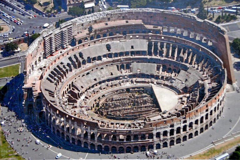 Rome : Colisée, Forum romain et entrée dans la colline du Palatin