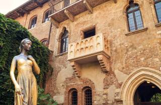 Von Mailand aus: Verona, Sirmione und Gardasee Kleingruppentour