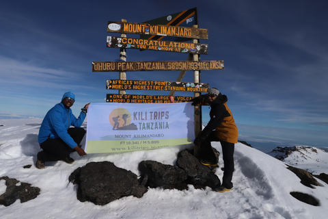 KILIMANJARO : Rejoignez l&#039;excursion du Kili 6 jours 5 nuits via la route MachameKilimandjaro : Rejoignez l&#039;excursion de 7 jours au Kili via la route Machame