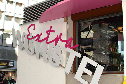 Tour degli stand di würstel viennesi con degustazioniTour delle bancarelle di salsicce viennesi in tedesco