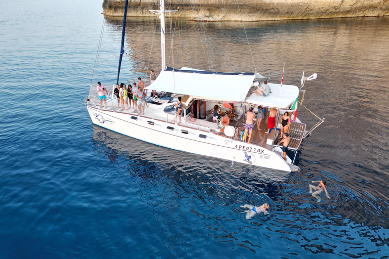 Lampedusa: Osservazione dei delfini con aperitivo al tramonto