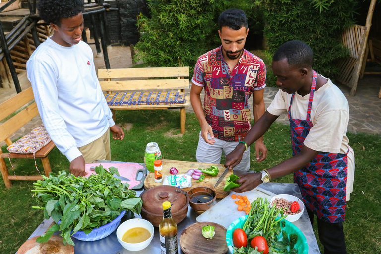 Gusya no Gusekura Traditional Food Making ExperienceGusya no Gusekura Traditional Flour Making Experience