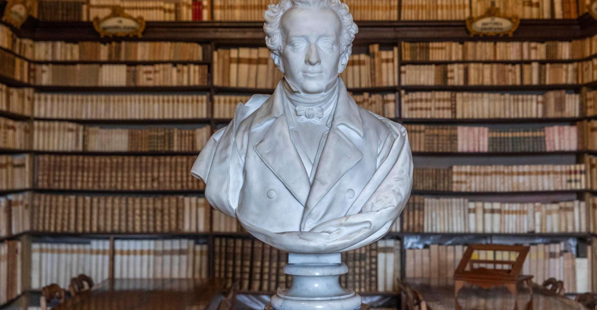 Recanati: tour della biblioteca e delle stanze private di Leopardi