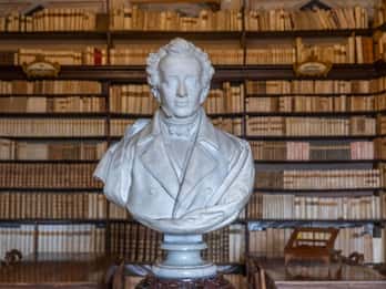 Recanati: Leopardi's Library and Private Rooms Tour