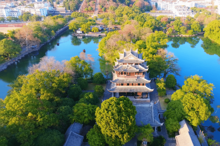 Hangzhou: Jiangnan Great Wall Day Trip by Bullet Train