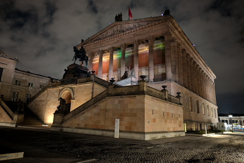 Berlin Night Walking Tour - Iconic Illuminated Landmarks Private Berlin Sunset Walking Tour - Iconic Landmarks