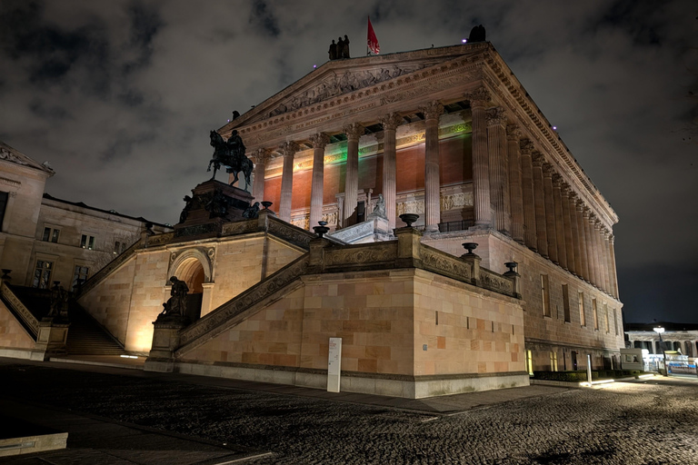 Berlin Night Walking Tour - Iconic Illuminated Landmarks Private Berlin Sunset Walking Tour - Iconic Landmarks