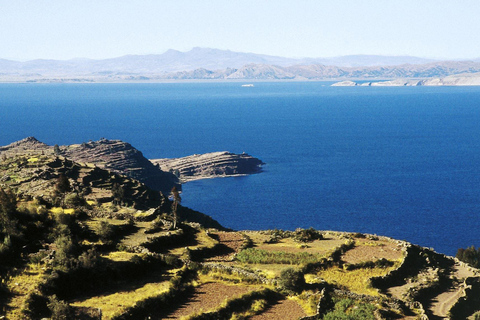 From Cusco: Lake Titicaca 1-Day Sleeper Bus Tour + Lunch