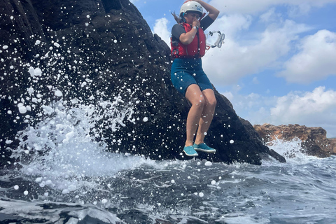 Esperienza di coasteering a Ibiza