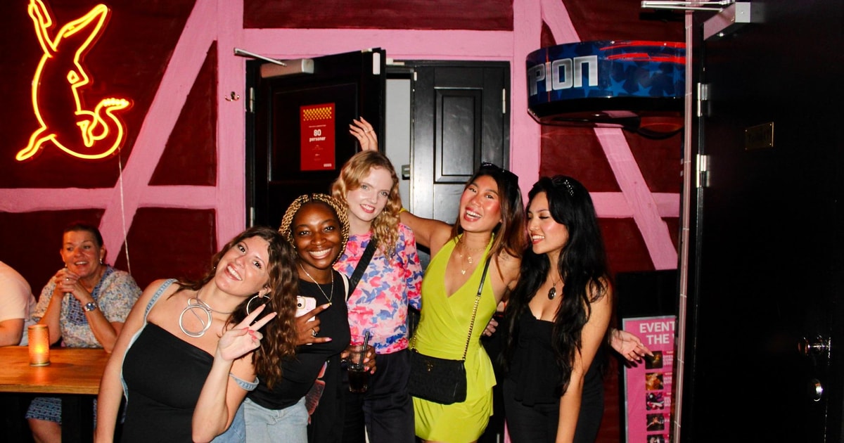 Neapolitan Pubcrawl Where the Night Never Ends! GetYourGuide