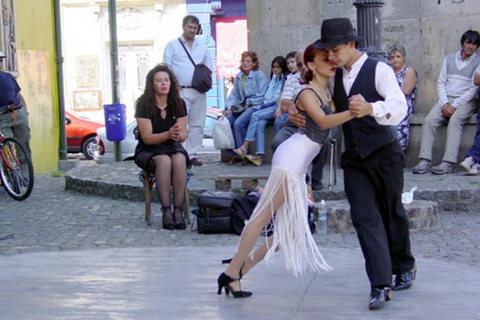 布宜诺斯艾利斯：城市观光与牛奶焦糖酱品尝+ 在马德罗港享用午餐