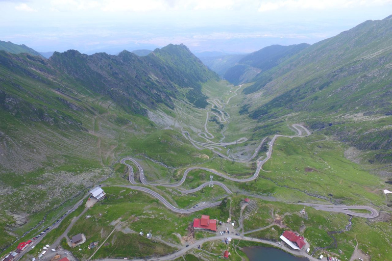 Brasov: Transfagarasan Road, Balea Lake & Waterfall Tour