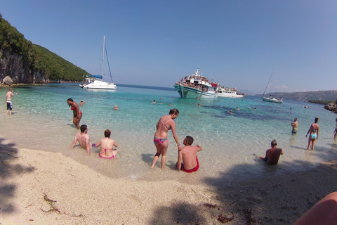 Lefkimmi: Blue Lagoon Cruise with BBQ Lunch and Swim Stops