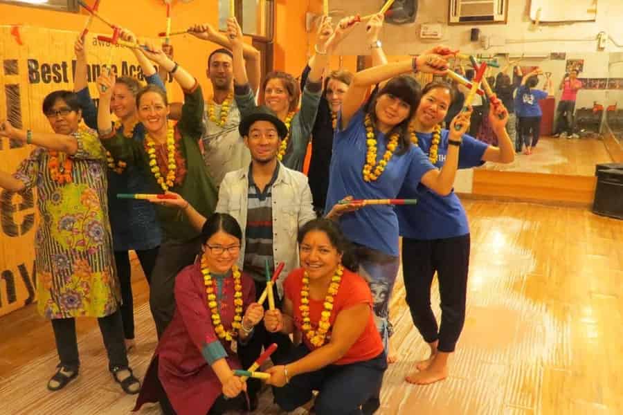 Neu Delhi: Namaste India Bollywood Dance Workshop. Foto: GetYourGuide Neu Delhi: Namaste India Bollywood Dance Workshop. Foto: GetYourGuide