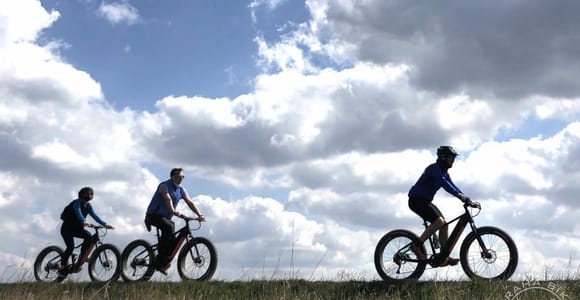 Prague: Self-Guided City Bike Tours with 3 Route Options