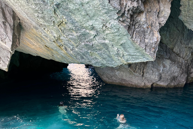 Bootstour von Capri ab Sorrent(Kopie von) Bootstour auf Capri oder an der Amalfiküste