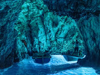 Spalato/Trogir: Grotta Azzurra, Mamma Mia, Hvar e Tour delle 5 isole