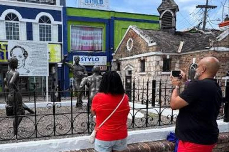 Montego Bay: Hop-On Hop-Off Bus Tour with Cruise