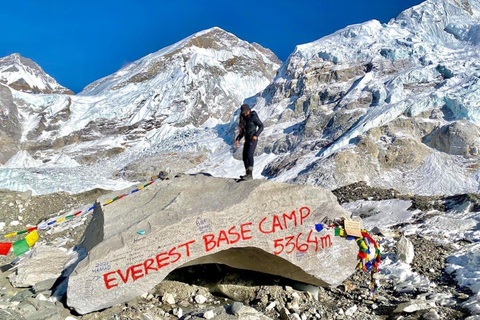 Pokhara: Excursión de 11 días al Campamento Base del Everest