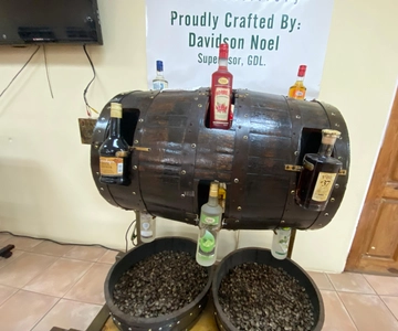 Cerveza al ron y excursión a la playa