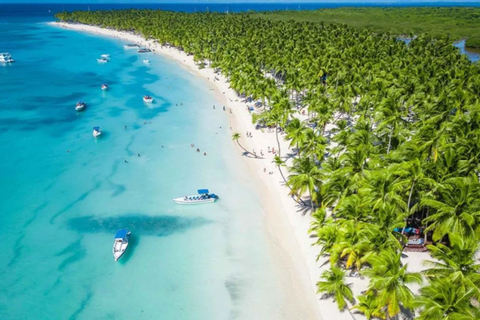 Punta Cana: Dia inteiro na Ilha Saona Almoço Open Bar e Ida e Volta