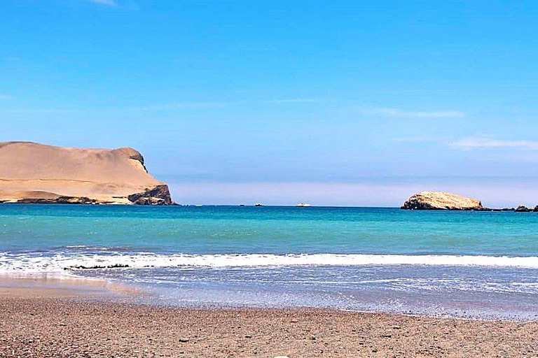 Paracas: Hike through the Paracas National Reserve