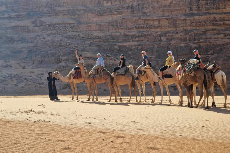 Wadi Rum: Four Hour Private Jeep Tour with Bedouin