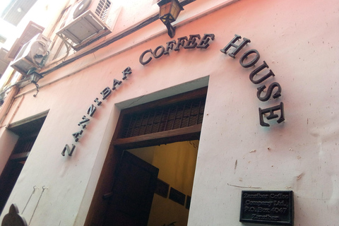 Stone Town-tur: Freddie Mercury-huset och kaffe på taketStone Town-tur: Freddie Mercurys hus och kaffe på taket