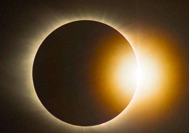 Reykjavik: het schiereiland Reykjanes met totale zonsverduistering 2026