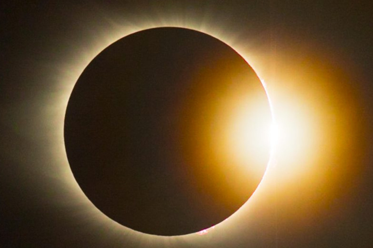 Reykjavik: Reykjanes Peninsula with Total Solar Eclipse 2026