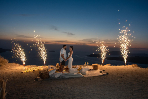 PicNic al tramonto poco affollato di Santorini