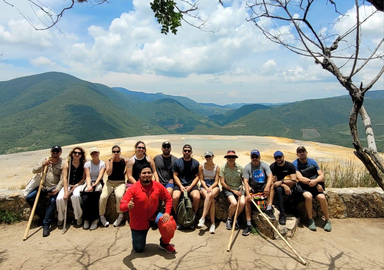 Oaxaca: Hierve el Agua mit lokalem Guide und Freizeit
