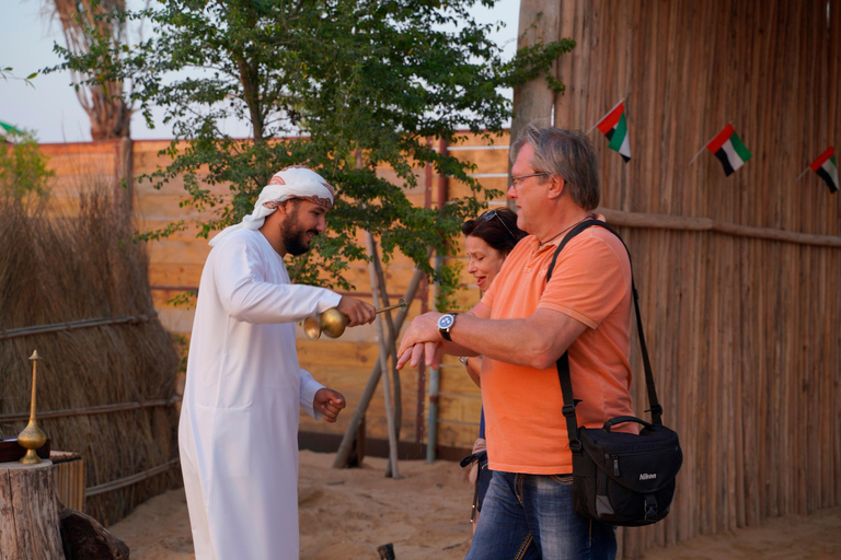 迪拜：Al Marmoom 的除夕庆祝活动和烧烤晚餐迪拜：在阿尔马穆姆庆祝除夕夜和烧烤晚餐
