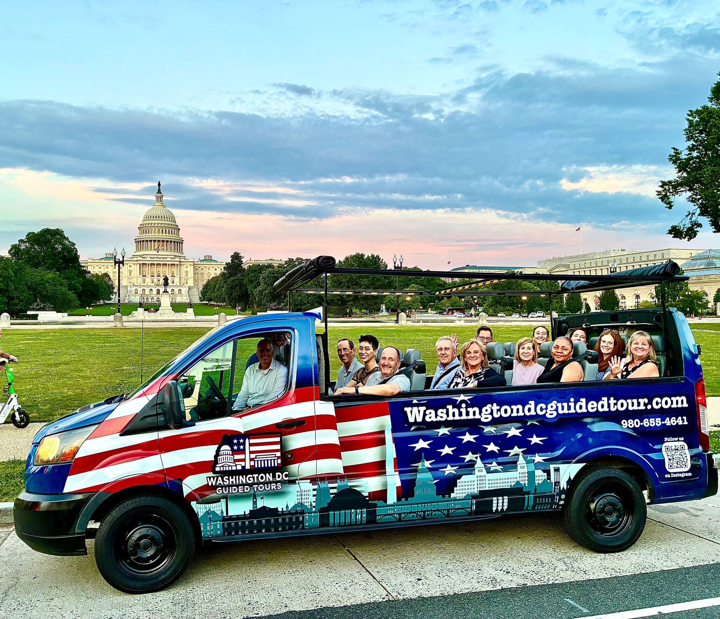 US-Geschichte & Wahrzeichen: geführte Open-Air-Sightseeing-Tour mit Stopps