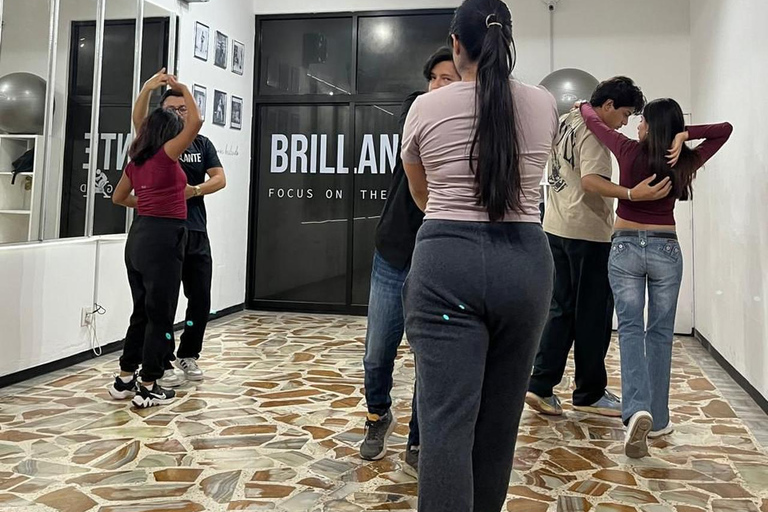 Oaxaca, Mitla: Clases de Ritmos Latinos