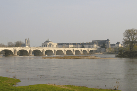 Tours gourmet food walking tour Discover Touraine&#039;s flavors