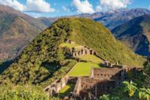 Trekking to Choquequirao 4 days