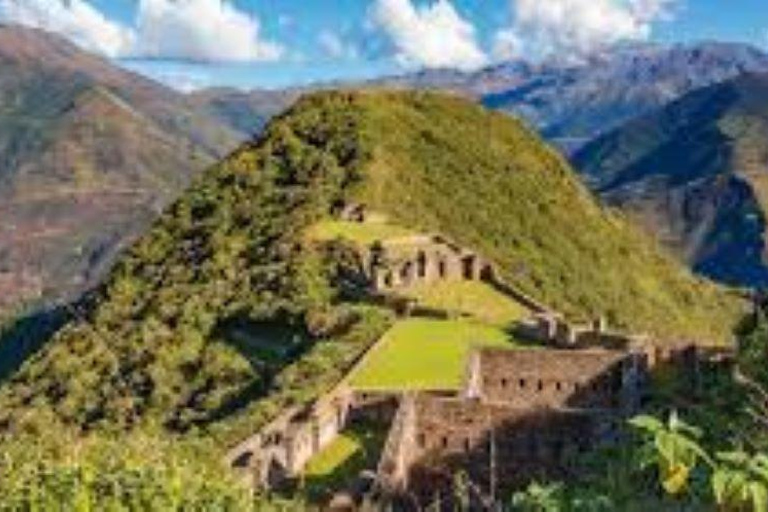 Trekking to Choquequirao 4 days