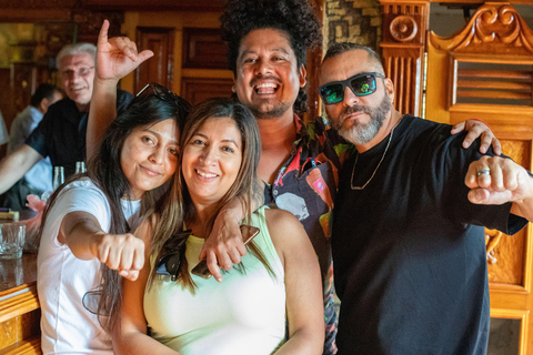Oaxaca: Cantina Photography Walking Tour