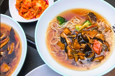 Hangzhou: Sutra Copying & Vegetarian Lunch at Xiangji Temple