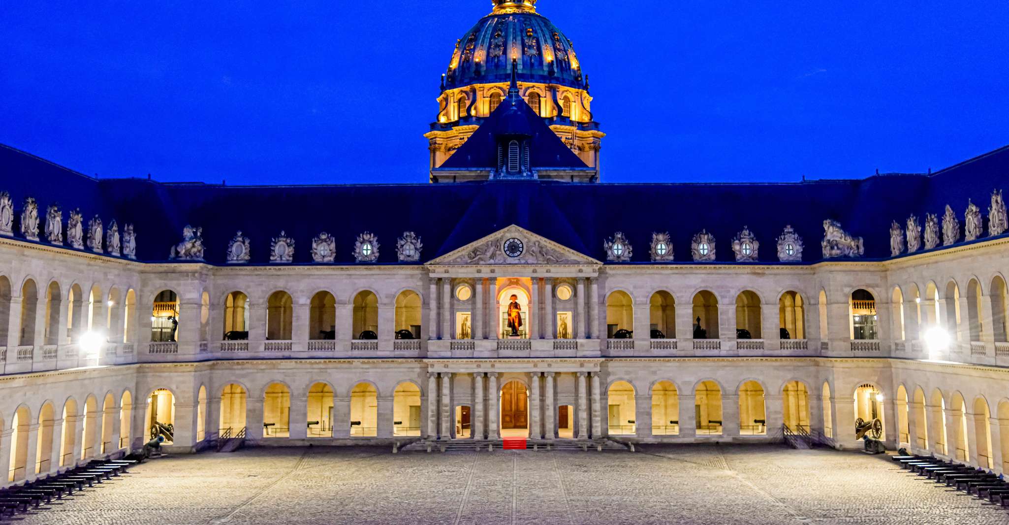 Les Invalides: Napoleon's Tomb & Army Museum Entry photo 15