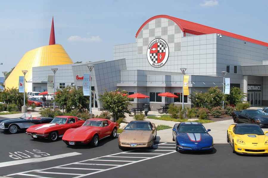 Bowling Green: National Corvette Museum Eintritt. Foto: GetYourGuide
