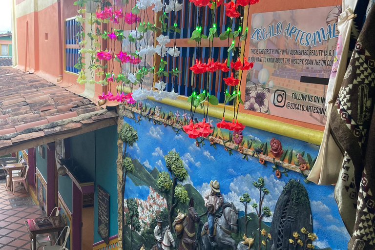 From Medellín: Guatapé and San Rafael 2-Day Adventure