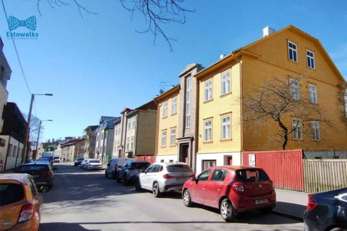 Kalamaja: Wooden Homes to Factories Engineer Walking Tour