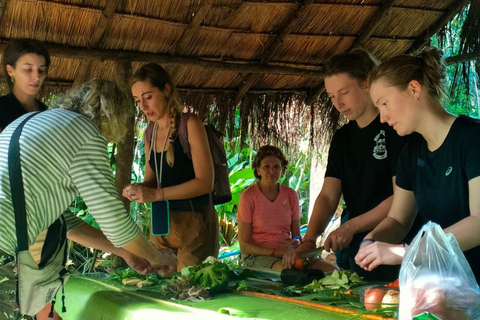 Chiang Rai: Jungle Adventure-Group Trekking & Bamboo Cooking