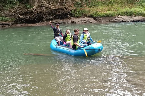 La Fortuna: Rio Penas Blancas Safari Float Tour