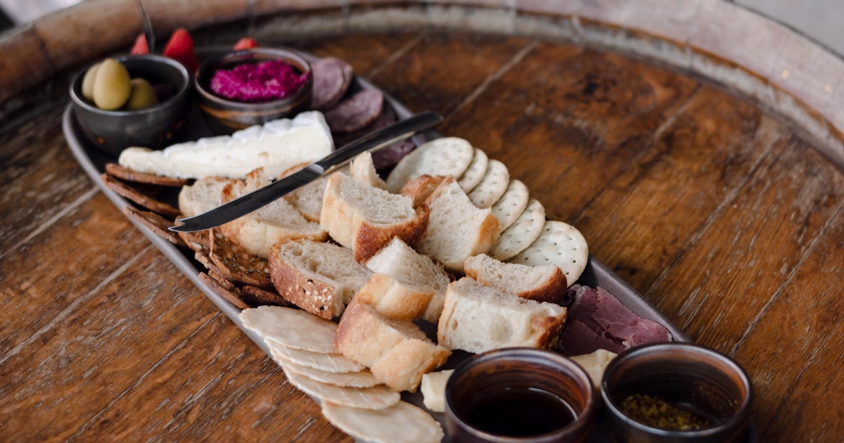 Roma: Outback Distillery Tour, Tasting Paddle & Grazing Box | GetYourGuide