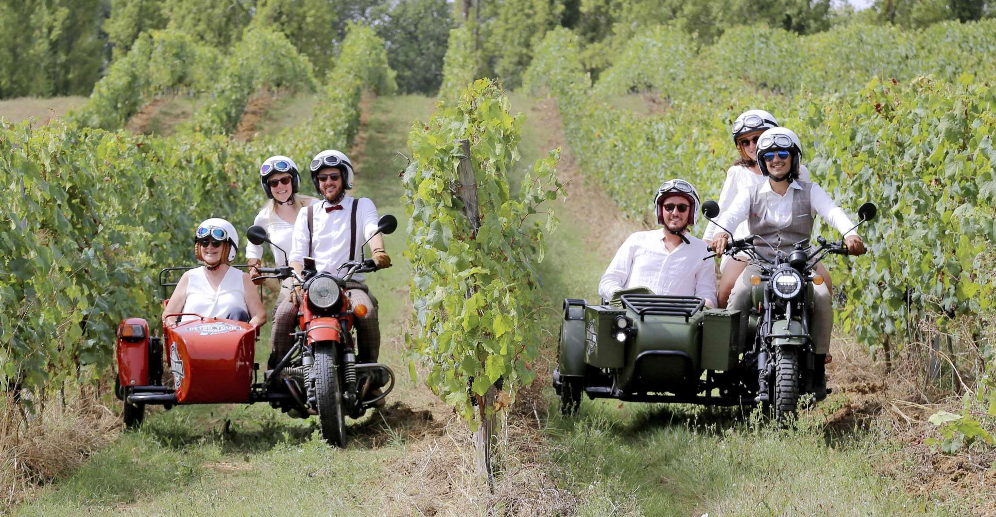 Private ride in the vineyards from Saint-Emilion - Housity