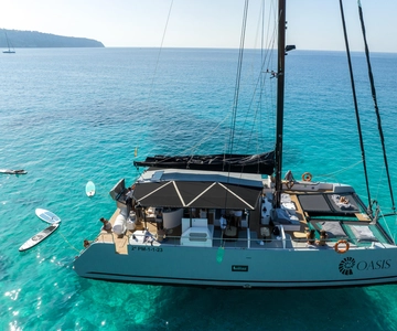 Palma: Cueva Verde and Cala Vella Catamaran Cruise with BBQ