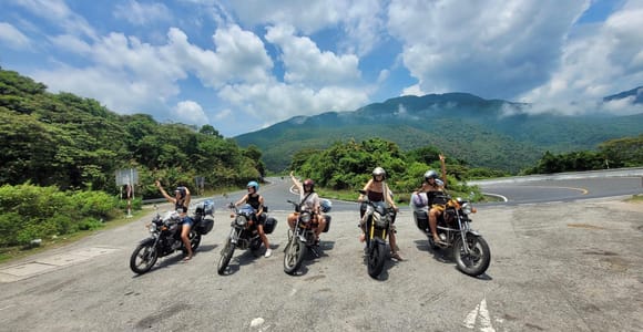 Da Nang/HoiAn/Hue:Easy Rider Motorbike Tour via Hai Van Pass
